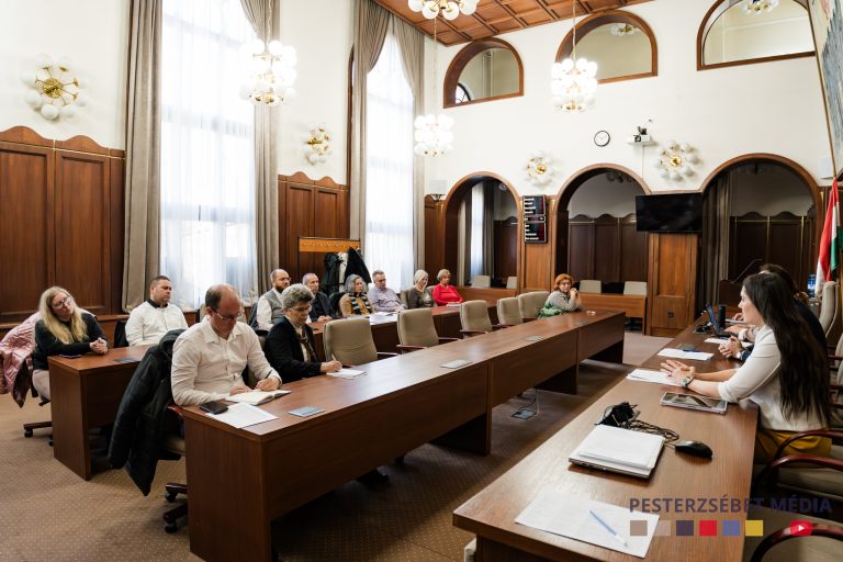 Szociálpolitikai Kerekasztal